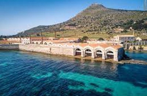 Favignana House | Casetta in Centro Paese a 2 Passi Dalla Piazza Matrice