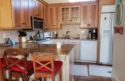 Westside Santa Cruz House | Casita De Santa Cruz - Steps from Scenic West Cliff Drive