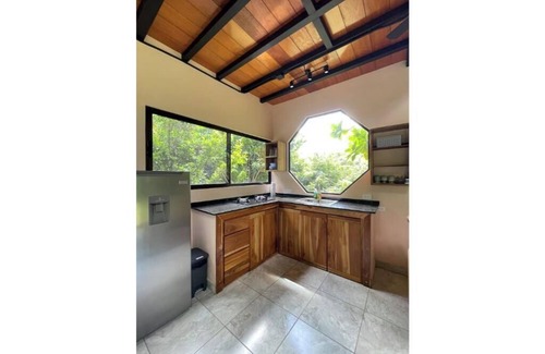 Jaco House | Casita del Río