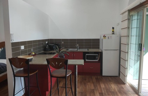 Mission Beach House | Cassawong Cottages - Possum