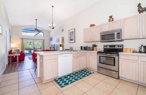 Westridge House | Casterton's Oasis Vacation Retreat