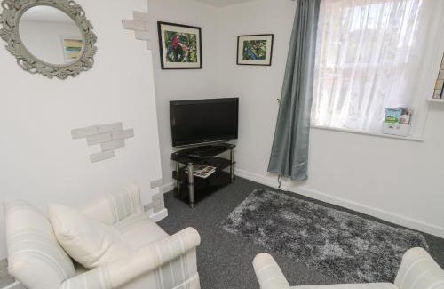 Newport House | Castle Cottage
