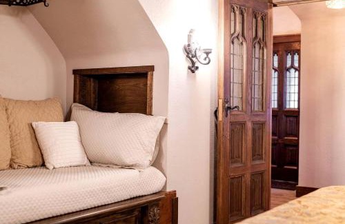 Bolton Landing House | Castle Gatehouse Rental for a Unique Getaway near Bolton Landing, New York