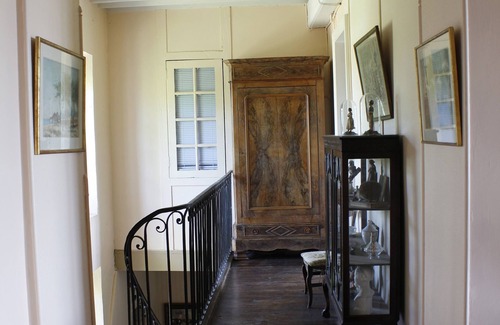 Saint-Gervais House | Castle life in the middle of the vineyards compostelle room