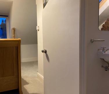Windsor House | Castle Room