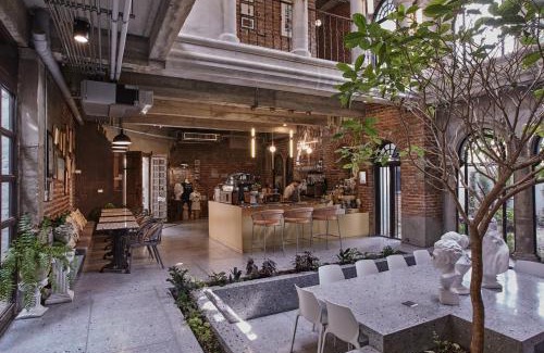 Phra Khanong Apartment | Cataleya Estate Boutique Bed & Breakfast