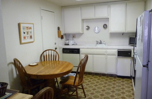 Avalon Condo | Catalina's Got the Cart Condo !