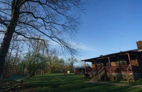 Alix House | Catalpa Cabin Rental