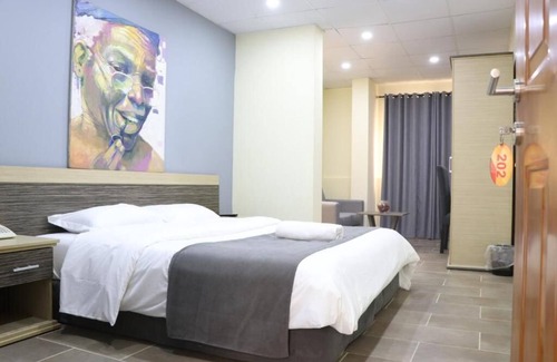Lagos Hotel | CATE HOUSE AND APARTMENT