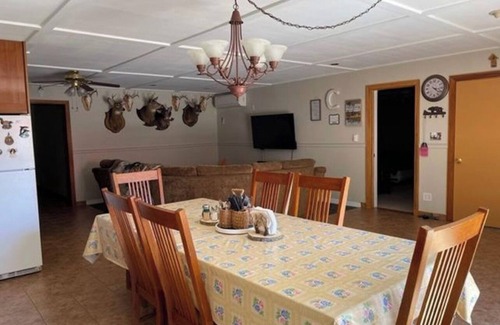 De Lancey Ski Chalet | Catskill Mountain Secluded Cottage