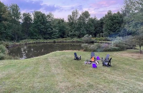 Roxbury House | Catskills Waterfall Retreat, Hot Tub, Pond, Views
