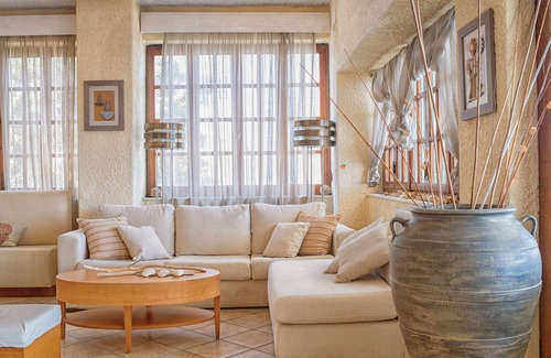 Armenistis Hotel | Cavos Bay Hotel and Studios