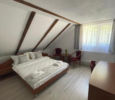 Calimanesti Cabin | Cazare Cascada Lotrisor