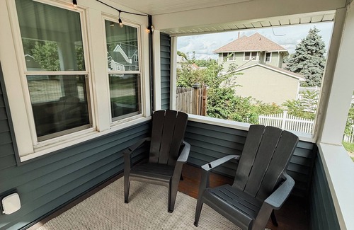 Cedar Falls House | Cedar Falls Home Between Downtown & UNI