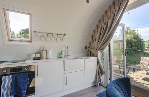 Bridport Cottage | Cedar