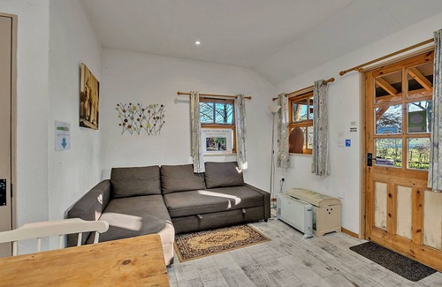West Stow House | Cedar Lodge by Interhome
