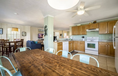 Cedar Key Cabin | Cedar Summit Downstairs