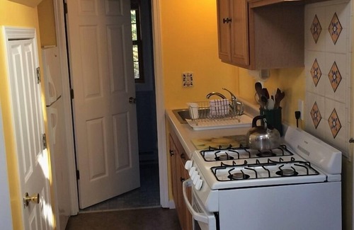 La Pointe House | Cedarberry Bluff - Charming Cottage with Lake Superior Views!