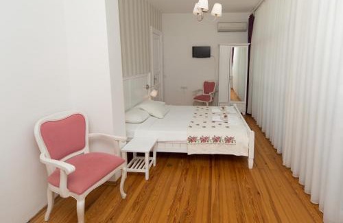 Adalar Hotel | Cenar Konak Butik Hotel