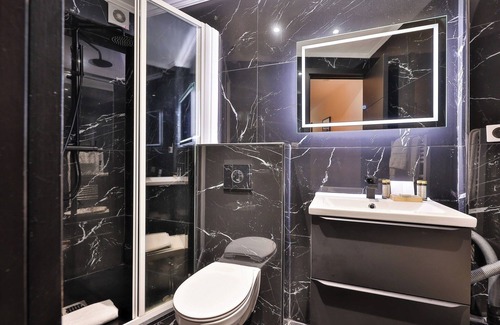 Val-de-Grace Apartment | Center of Paris in Jardin Luxembourg