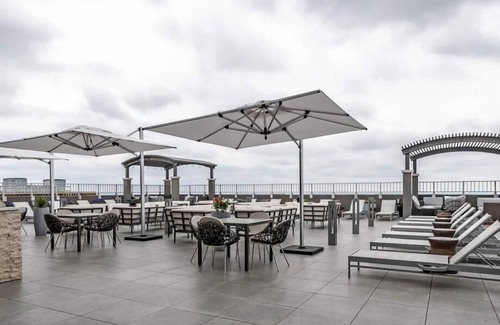 Rittenhouse Row Apartment | Central 1BR nr Bars, Cafes & Galleries | Rittenhouse Square