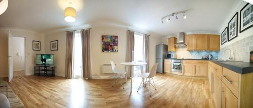 Norwich Apartment | Central 2 bed 2 bath Luxury Apartment