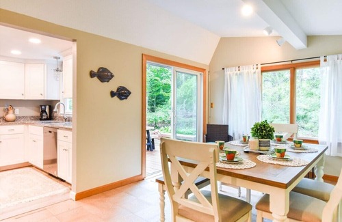 Marstons Mills House | Central AC 3 Min Walk to Pond!