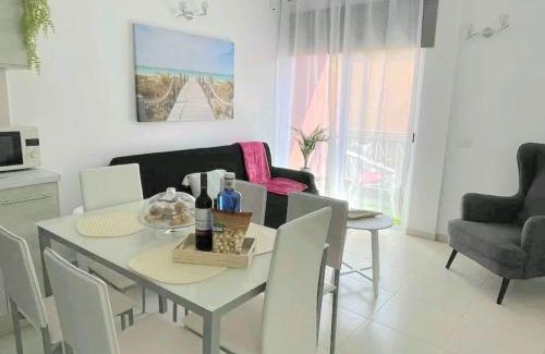San Isidro Apartment | Central and Close to the airport