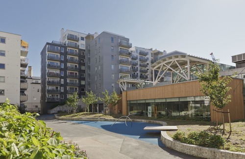 Gronland Apartment | Central and modern apartment. Fully equipped and furnished.