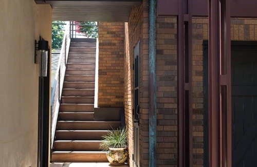 Pemberton Heights Apartment | Central Austin Luxury Loft - Completely Private