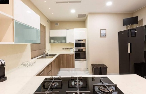 San Gwann Villa | Central, beautiful VILLA St Julians, PRVT Pool