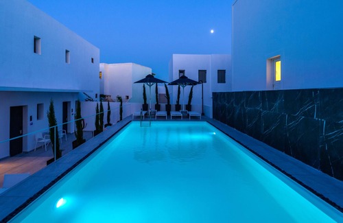 Naousa Hotel | Central Boutique Hotel by Naoussa Hills - Adults Only