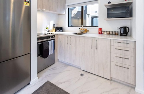 Christchurch City Centre House | Central City Awaits 2 Bed 2 Bath