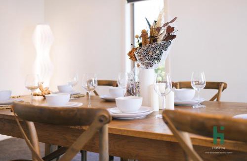 East Gosford House | Central Coast Moon Lake Resort