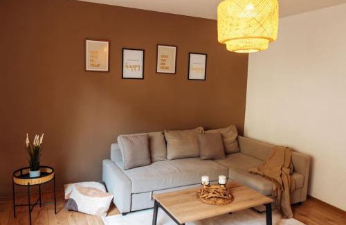 Bergeborbeck Apartment | Central-Living brown - Wifi - Netflix - 5 Pers