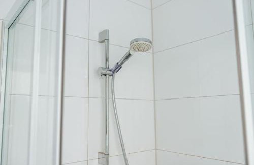 Bergeborbeck Apartment | Central-Living brown - Wifi - Netflix - 5 Pers