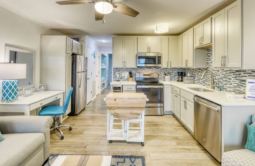 Isle of Palms Villa | Central, modern villa w/ beautiful ocean views & community pool and grills