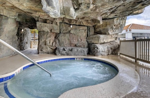 Canyon Corridor Resort | Central Oasis: Modern 1BR, Pool Access, Aerial Tramway and Living Desert Nearby