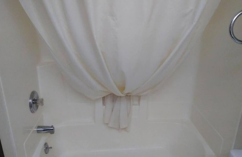 Wautoma Hotel | Central Stay Close to Silver Lake, Culvers & Airport Area