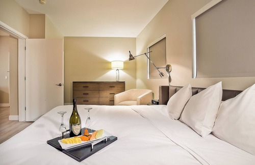 Sunnyvale West Hotel | Central Sunnyvale | Walk El Camino | 1 Unit