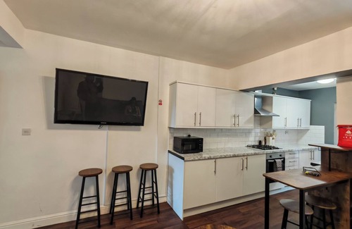 Wolverhampton House | Central Wolverhampton Stay