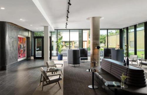 Historic Ybor Apartment | Central Ybor Studio Free Parking Mins to DT