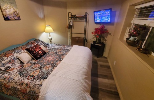 Erda Apartment | Centrally located, mountain views, on the golf course! Comfortable and clean!
