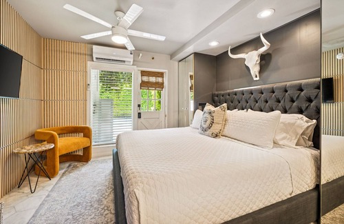Tahquitz River Estates Hotel | Centrally Located - Desert Zen Unit D