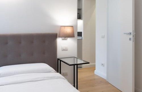 Cernobbio Apartment | Cernobbio Center - Modern Apartment with Parking