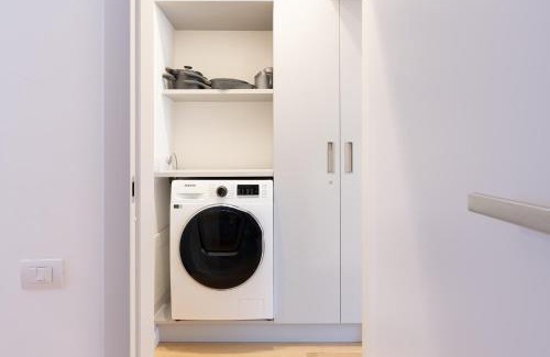 Cernobbio Apartment | Cernobbio Center - Modern Apartment with Parking