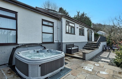 Dyserth House | Cesail Y Mynydd by Interhome