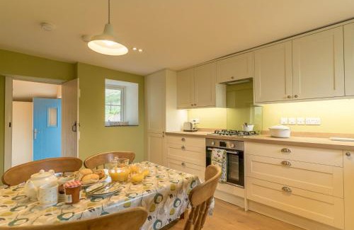 Cwmtirmynach House | Ceseilgwm