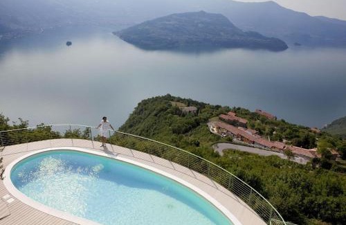 Plassi Apartment | Cezanne - comfy flat with terrace and Lake view