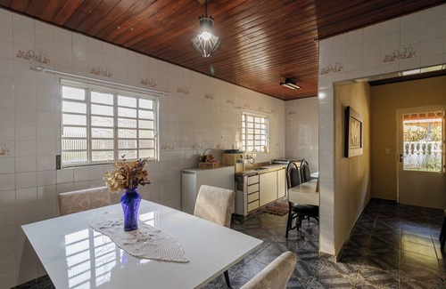 Igarata House | Chácara ótima localização, piscina e churrasqueira